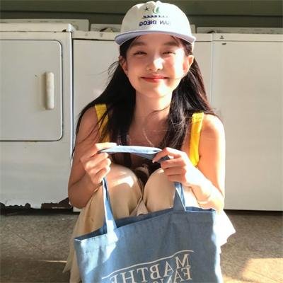 没有留下名片的陌生人